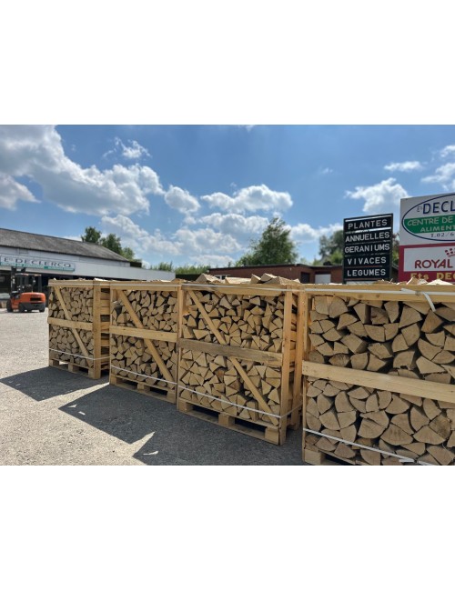 Box de 1 m3 de Bois de Chauffage rangé  en bûche de 40 cm équivalent à 1,5 Stère
