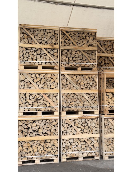 Box de 1 m3 de Bois de Chauffage rangé  en bûche de 25cm équivalent à 1,67 Stère