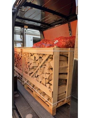 Box de 1 m3 de Bois de Chauffage rangé  en bûche de 30 cm équivalent à 1,5 Stère