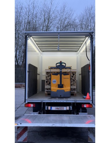 Box de 1 m3 de Bois de Chauffage rangé  en bûche de 30 cm équivalent à 1,5 Stère